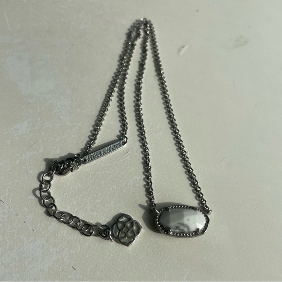 Kendra Scott Jewelry - Kendra Scott Silver Chain Necklace with White Stone